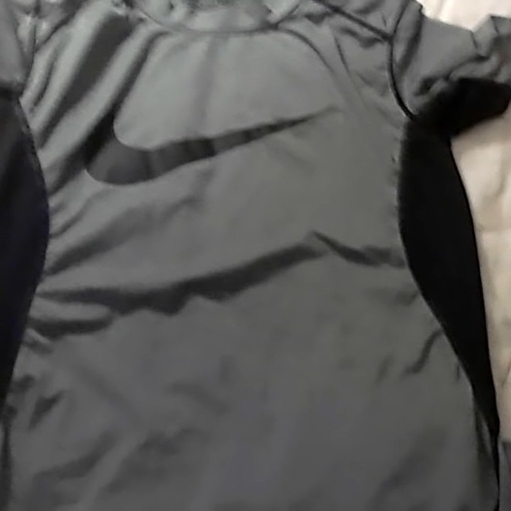 Boys athletic wear (tops)